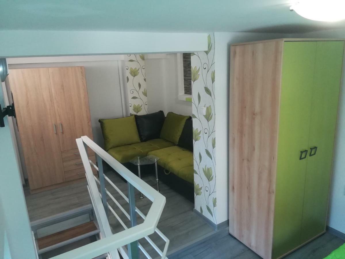 Classy And Cozy - Parking - 3 Beds - Near Center 诺威萨 外观 照片