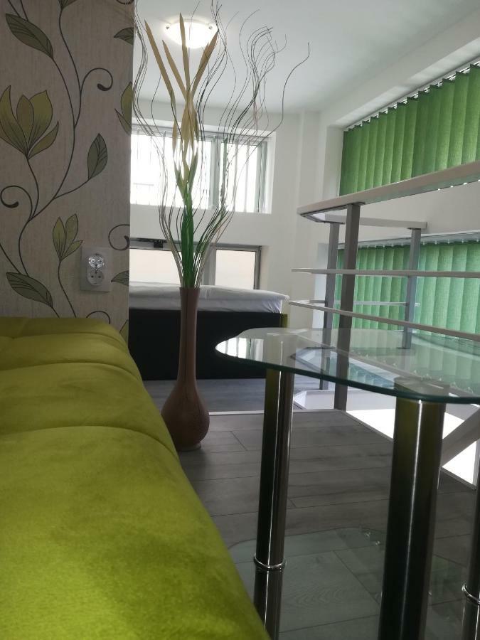 Classy And Cozy - Parking - 3 Beds - Near Center 诺威萨 外观 照片